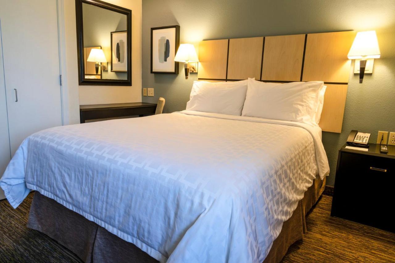 Candlewood Suites East Lansing By Ihg Exterior foto